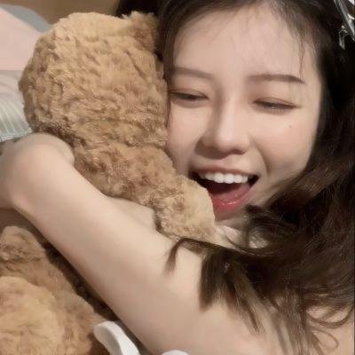 一个攞景的少年