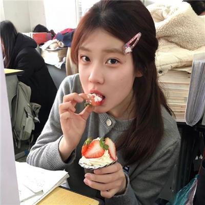 风流艳妇